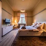 Llr Design - Emerald Im Zentrum Von Lejlighed *