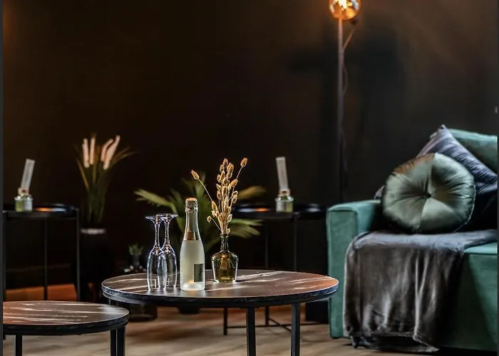 Llr Design - Emerald Im Zentrum Von Apartamento